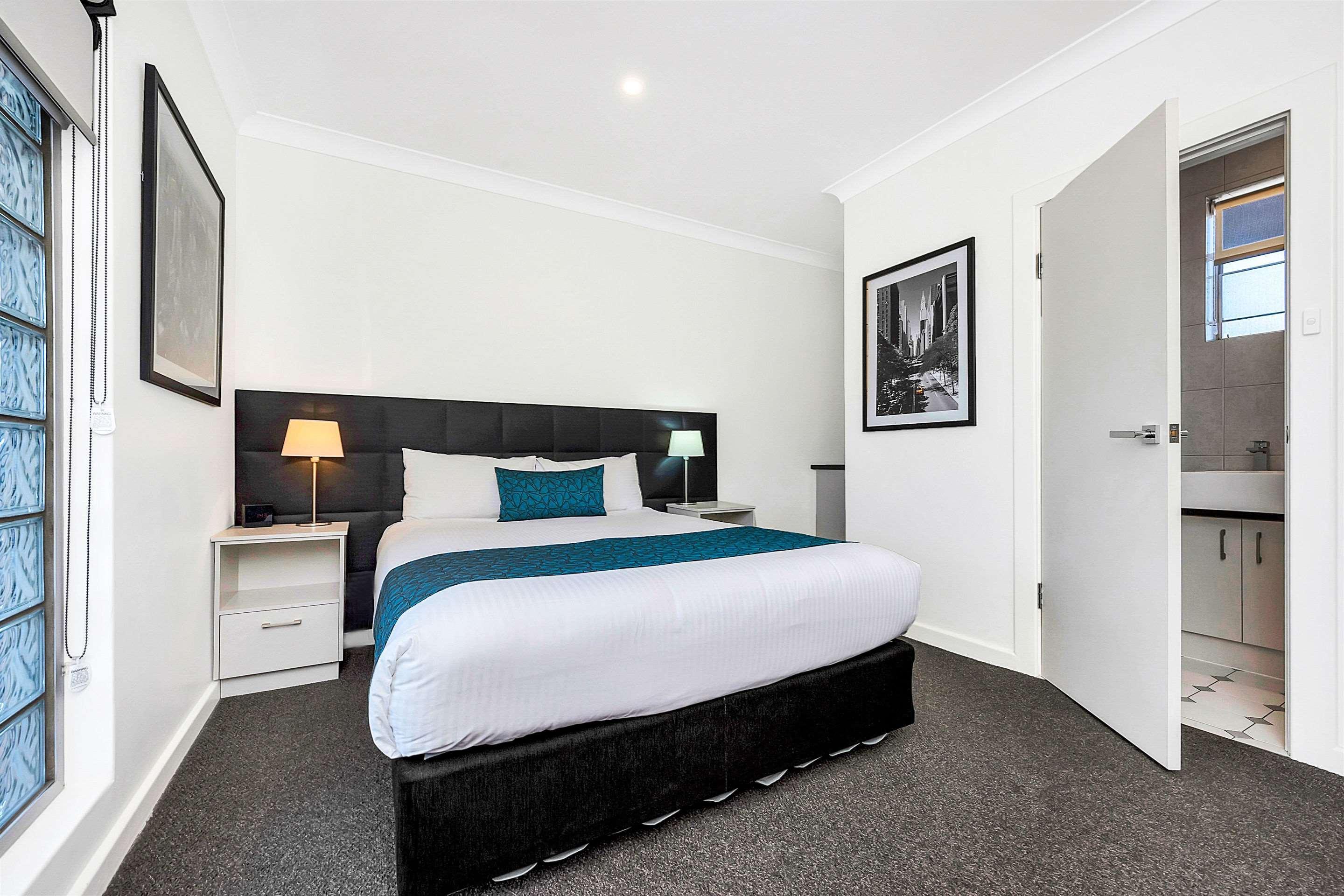 Comfort Inn & Suites Manhattan Adelaide Esterno foto