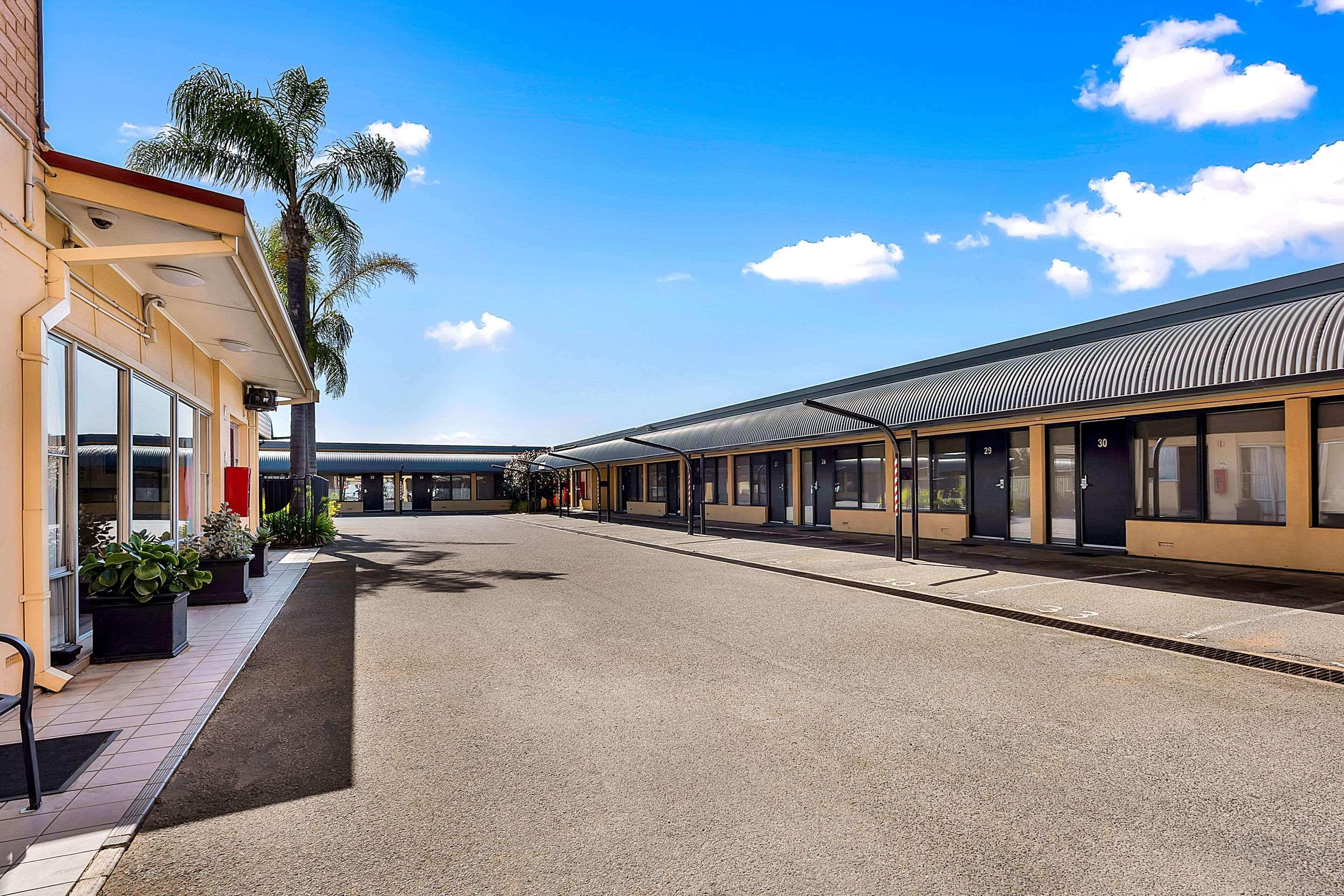Comfort Inn & Suites Manhattan Adelaide Esterno foto
